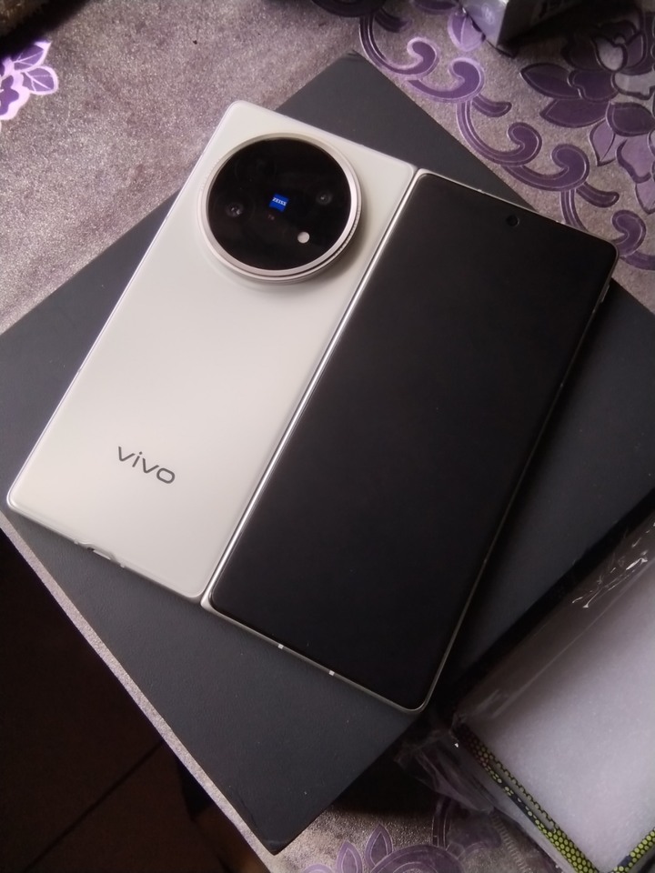 vivo X Fold5 白色 256G