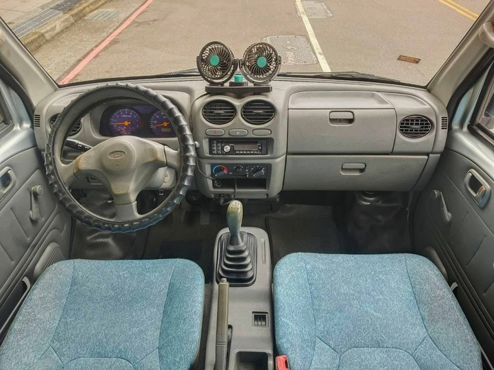 2013年三菱 菱利 廂型車 賺錢的好幫手