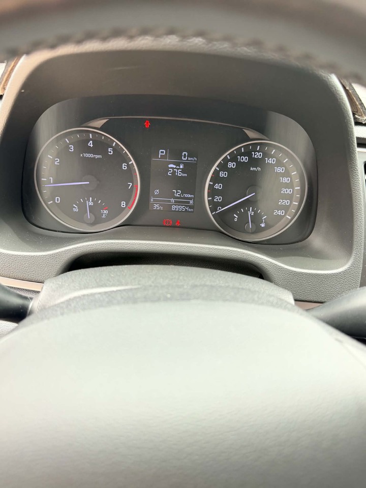 鈞正貿易 2018年 ELANTRA 1.6 一手持有 跑少 原廠保養 原版