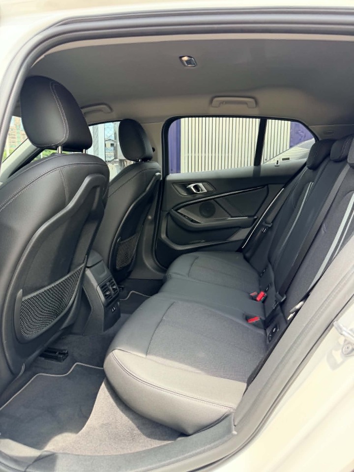 鈞正貿易 2020年 BMW 118i F40 HATCH 原版 原廠保養 跑少 一手車 資料全 車況超級優異 認證