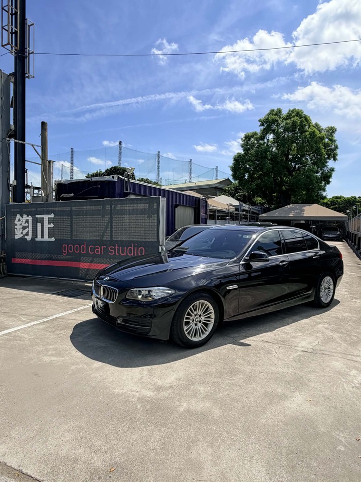 鈞正貿易 2015年 BMW 520I 2.0 渦輪 一手持有 9萬公里 底盤Q 原版 原廠保養