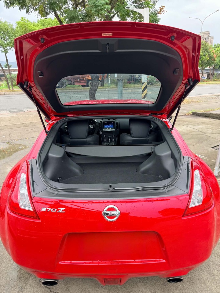 鈞正貿易 2016年 NISSAN 370Z 跑8萬公里 後驅 原版 原廠保養