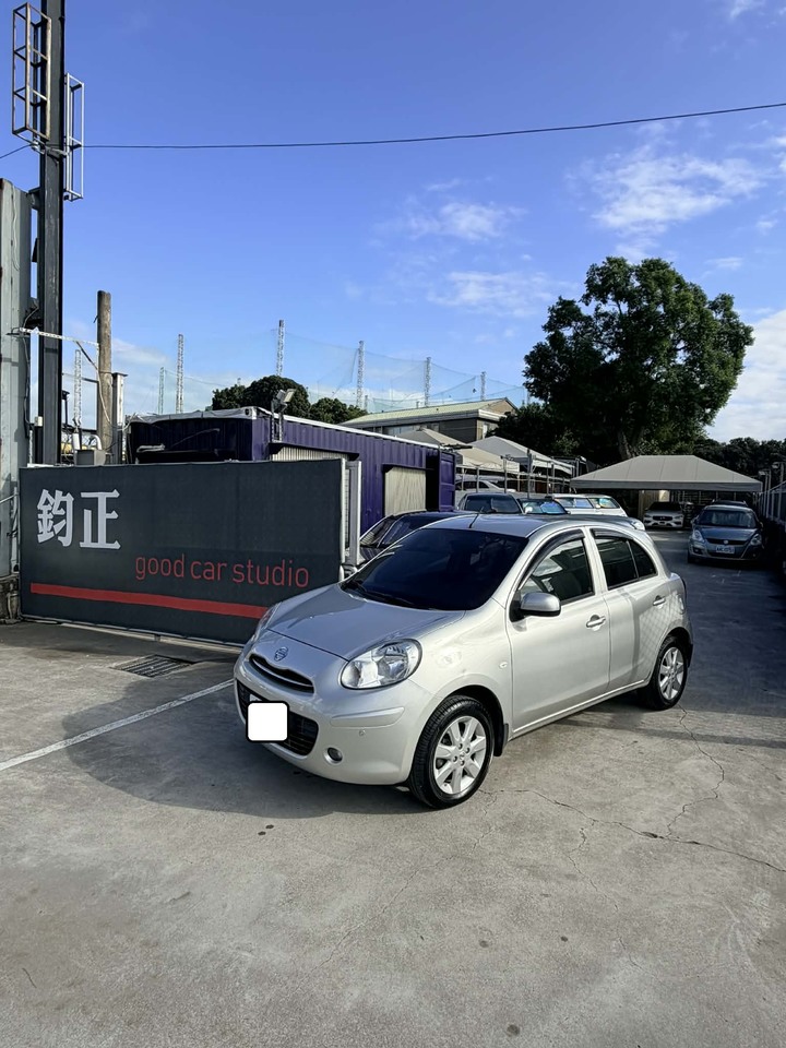 鈞正貿易 2017年 MARCH 1.5 內外新 跑6.8萬公里 原版 代步車首選 好開好照顧