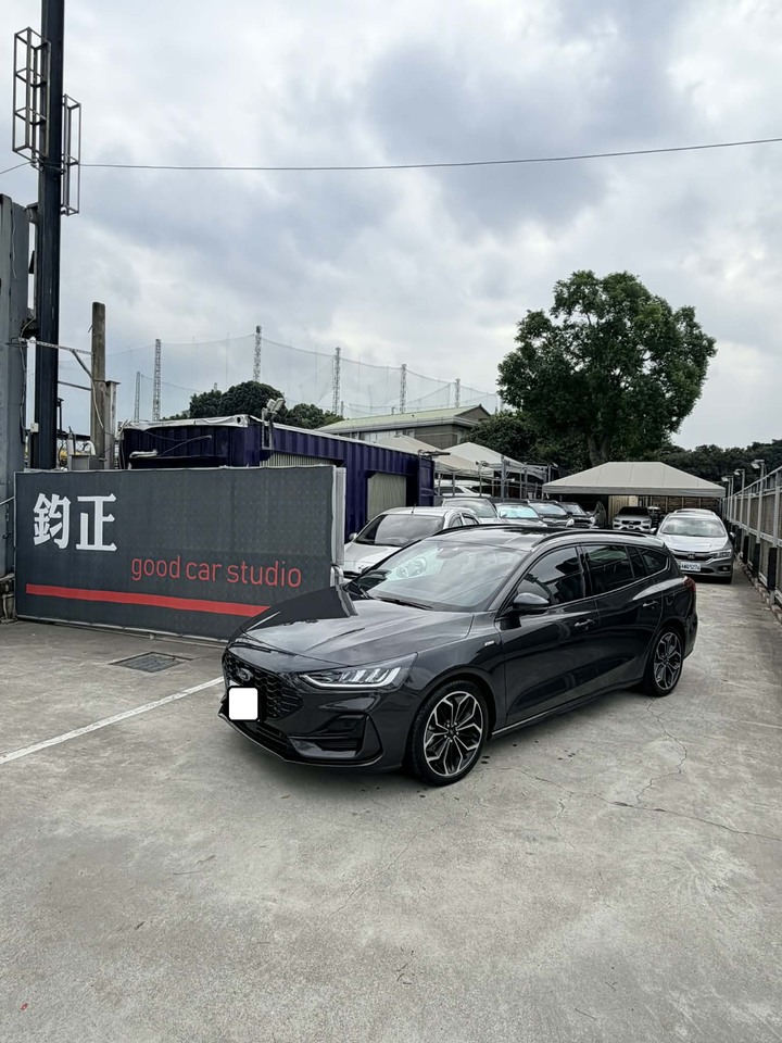 鈞正貿易 2023年 FOCUS WAGON ST-LINE 一手持有 八速手自排 數位儀錶板 原廠保養 旅行車式樣