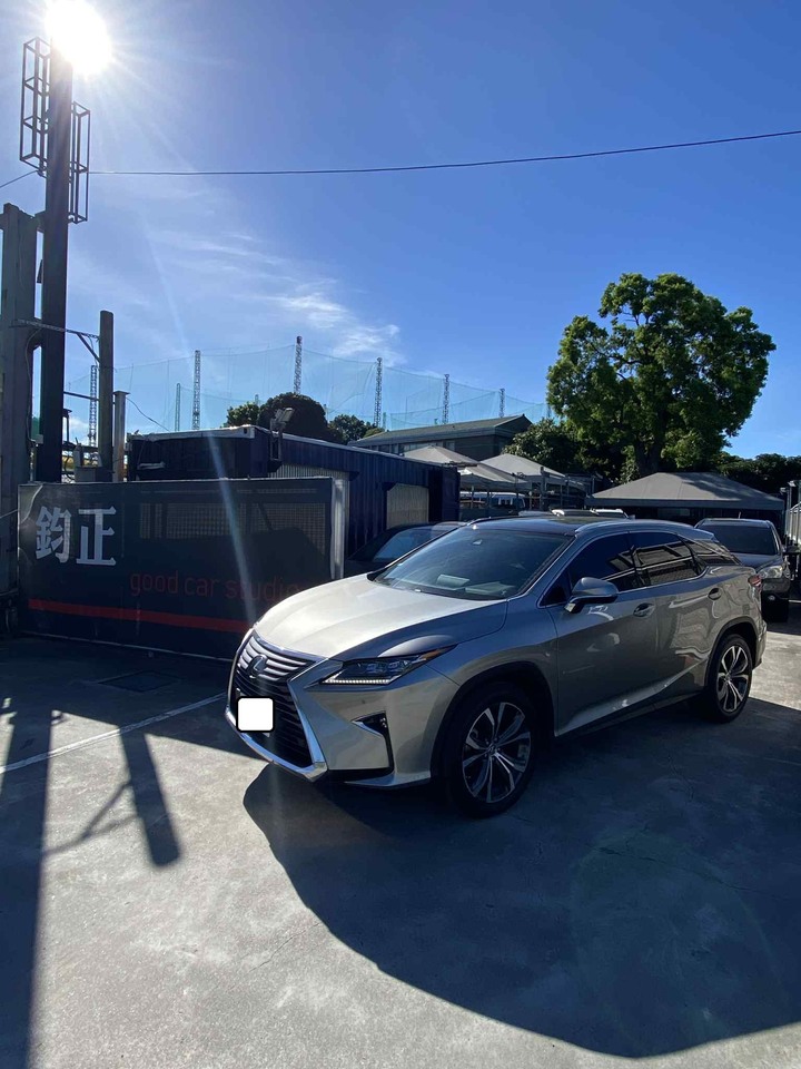 鈞正貿易 2016年 LEXUS RX200T 旗艦版本 跟車 電動尾門 一手持有 跑少 配合鑑定 認證