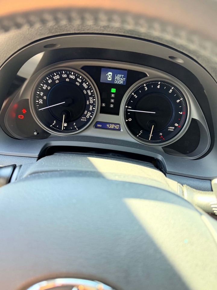 鈞正貿易 2006年 LEXUS IS250 V6 跑少 4萬公里 208匹馬力 原版 原廠保養 資料齊全 認證