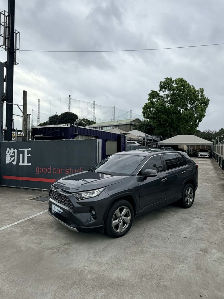 鈞正貿易 2019年 RAV4 2.0 尊絕版 新車111萬 實跑3萬 有跟車 盲點 完整 一手使用 原廠保養