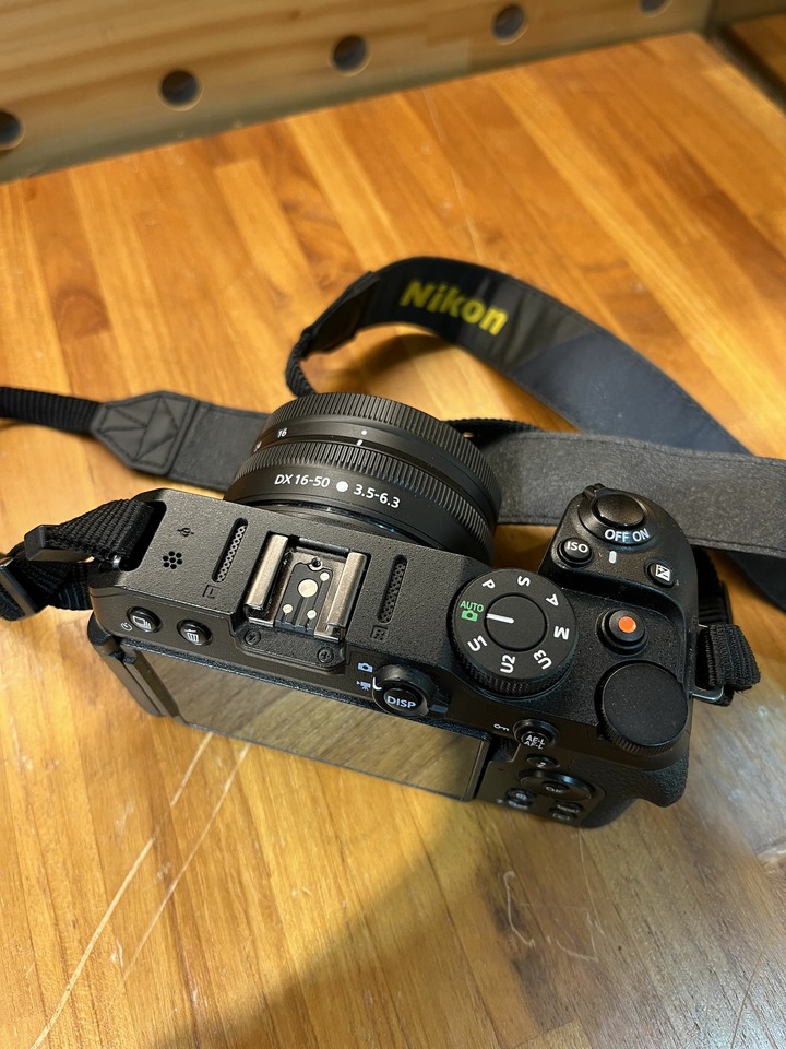 Nikon Z30 快門2999 含16-50kit 台灣公司貨 有盒有單 完美無傷 自取 議價不回