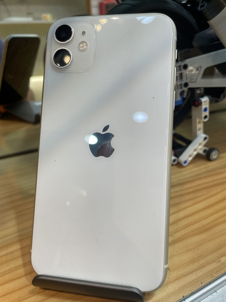 Iphone11 128G 電池100 副廠屏 全新完美無傷 自取 不議