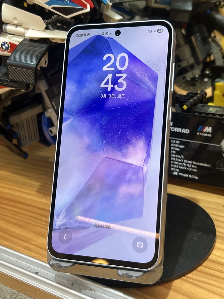 三星 A55 8G 256G 白 近全新 尾端使用痕跡 完美 自取 不議