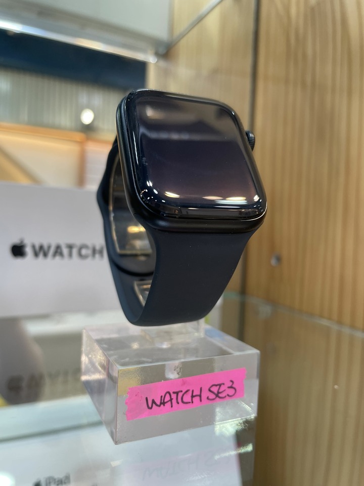 APPLE WATCH SE3 GPS 44mm 拆封新品 保固至2027/04/04 自取 不議