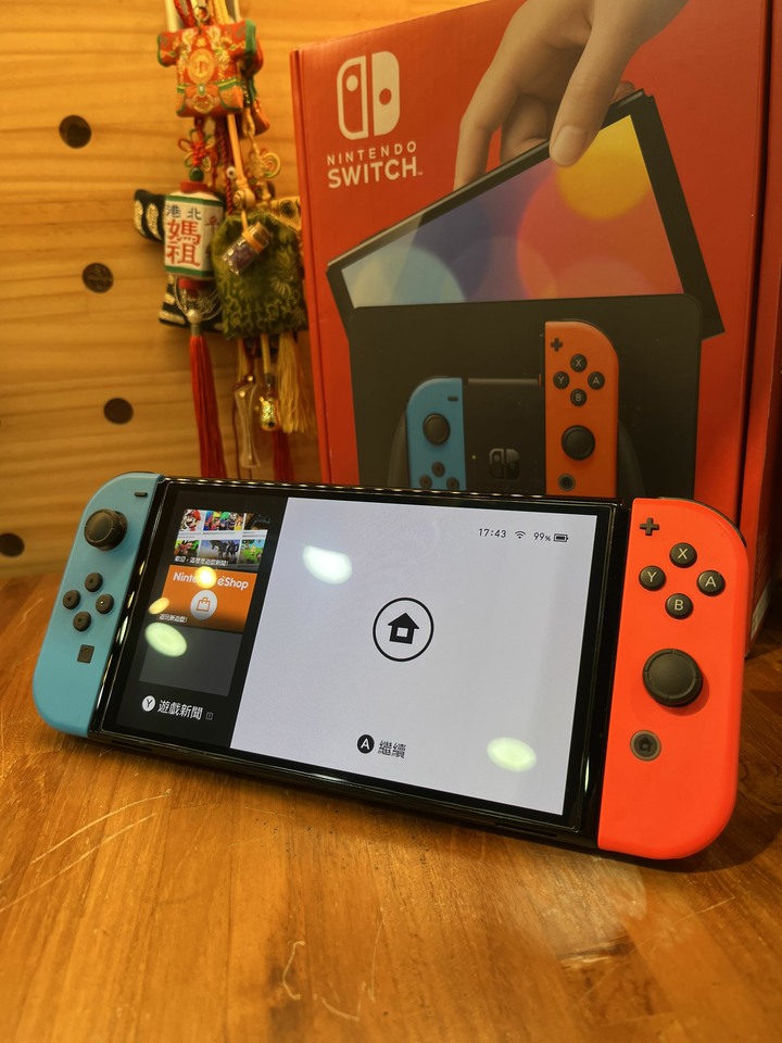 Nintendo Switch OLED 盒裝配件完整 無傷 少玩 功能正常 電力如新機 自取 不議