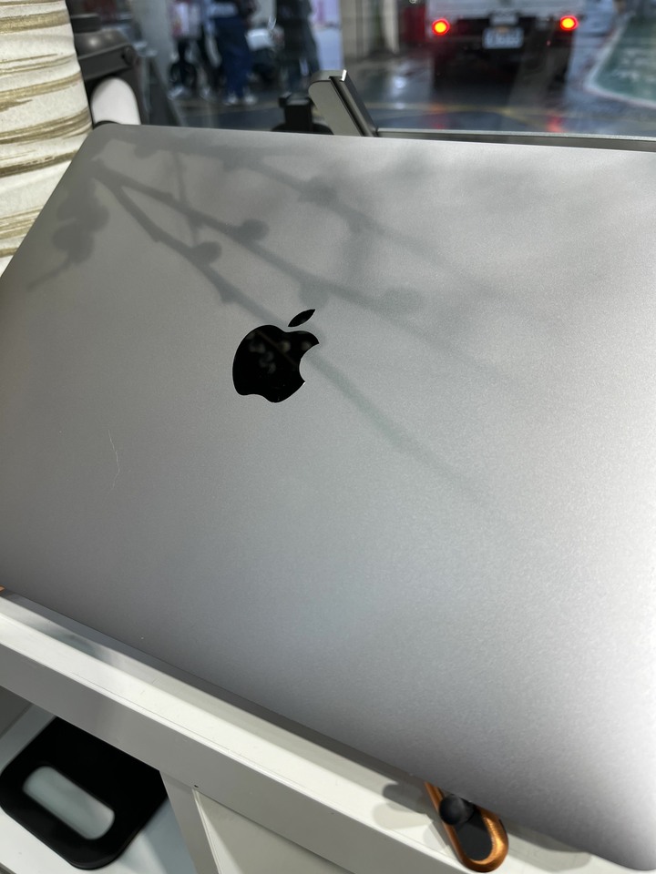 MacBook Air A2179 電池循環96次 i5/16G/512G 機況完美 自取 不議