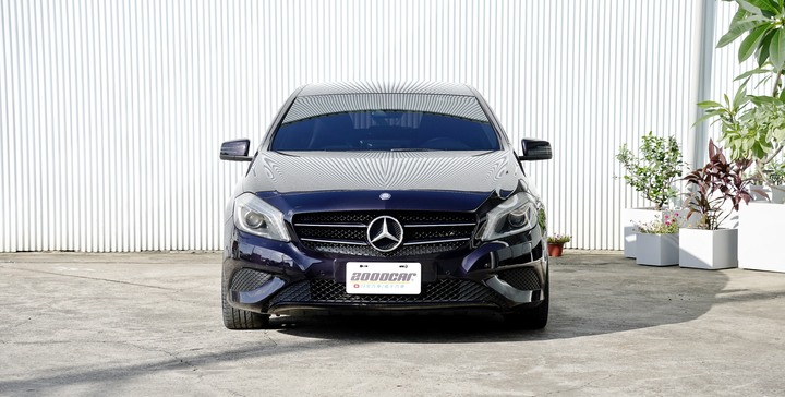 兩千好車－阿鈺 好車推薦＂2014 M-BENZ A180＂安卓機、電動椅