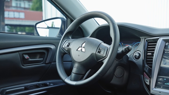 兩千好車－阿鈺 好車推薦＂2019 Lancer 1.8＂跑三萬、數位儀表