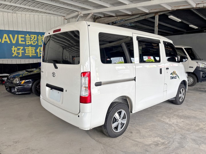 兩千好車－阿鈺 好車推薦＂2024 Toyota Town Ace＂跑2千公里、新車保固、五人座、自排