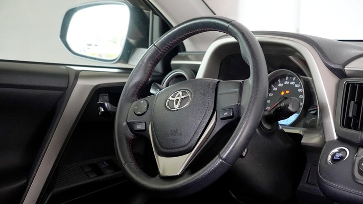 兩千好車－阿鈺 好車推薦＂2014 Toyota Rav4＂跑10萬、電動椅、天窗、恆溫