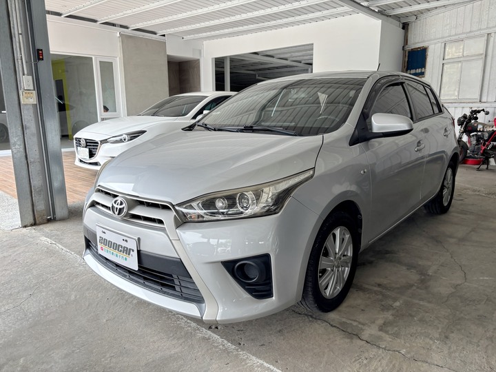 兩千好車－阿鈺 好車推薦＂Toyota Yaris 1.5 ＂省油、妥善率高、保值