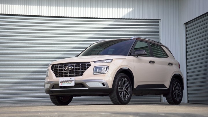 ＂兩千好車 - 阿鈺＂2024 HYUNDAI VENUE GLC