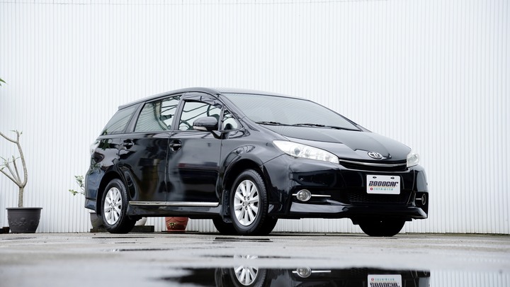 兩千好車－阿鈺 好車推薦＂2013 TOYOTA WISH 2.0＂ 一手車、跑13萬、里程準、無重大事故及泡水