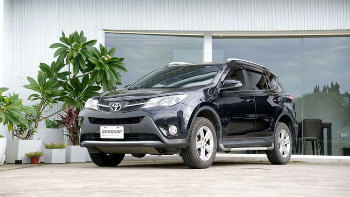 兩千好車－阿鈺 好車推薦＂2014 Toyota Rav4＂跑10萬、電動椅、天窗、恆溫