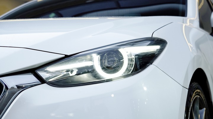 兩千好車－阿鈺 好車推薦＂2018 Mazda 3＂Bose音響、跟車、盲點、恆溫