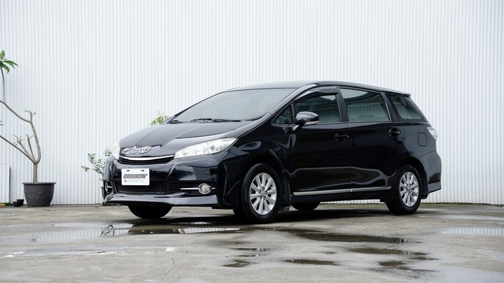兩千好車－阿鈺 好車推薦＂2013 TOYOTA WISH 2.0＂ 一手車、跑13萬、里程準、無重大事故及泡水