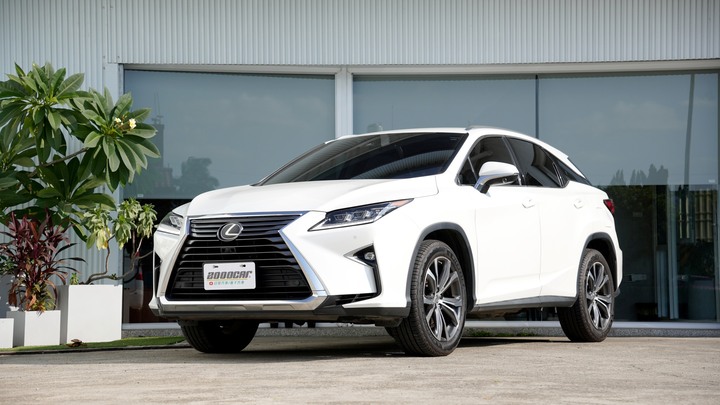 兩千好車－阿鈺 好車推薦＂2019 LEXUS RX300＂跟車、環景、通風椅