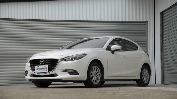 兩千好車公平交易店 - 阿鈺 ，2018 Mazda 3 五門