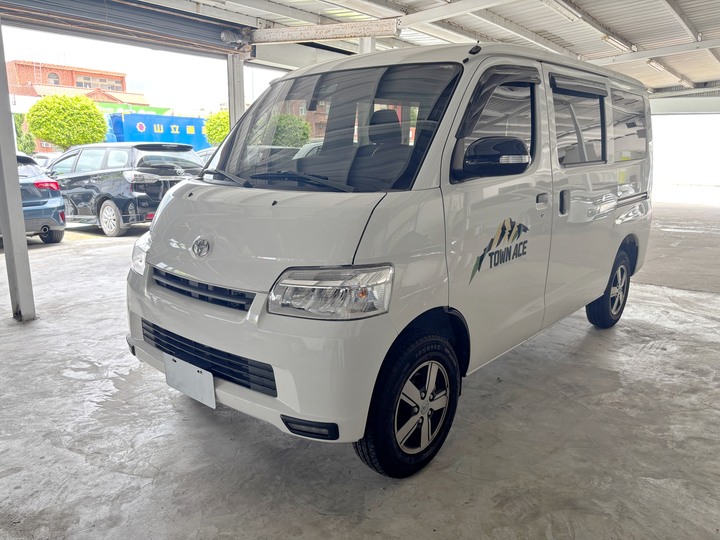 兩千好車－阿鈺 好車推薦＂2024 Toyota Town Ace＂跑2千公里、新車保固、五人座、自排