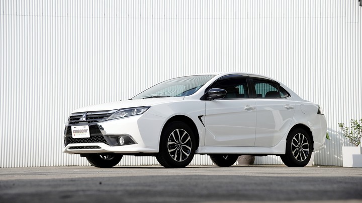 兩千好車－阿鈺 好車推薦＂2019 Lancer 1.8＂跑三萬、數位儀表