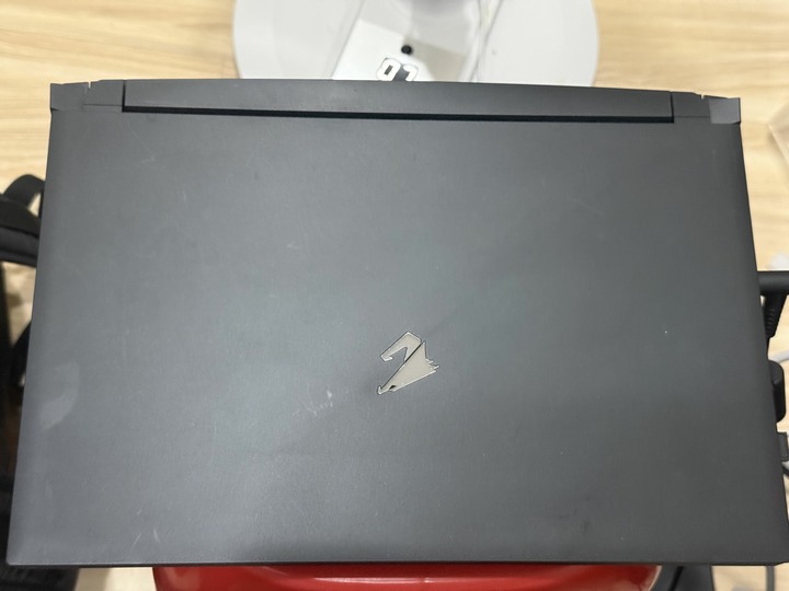 出售｜9成新｜電池健康度100%】GIGABYTE AORUS 15P｜i7-11800H｜RTX 3070 8GB｜16GB｜1TB SSD｜240Hz