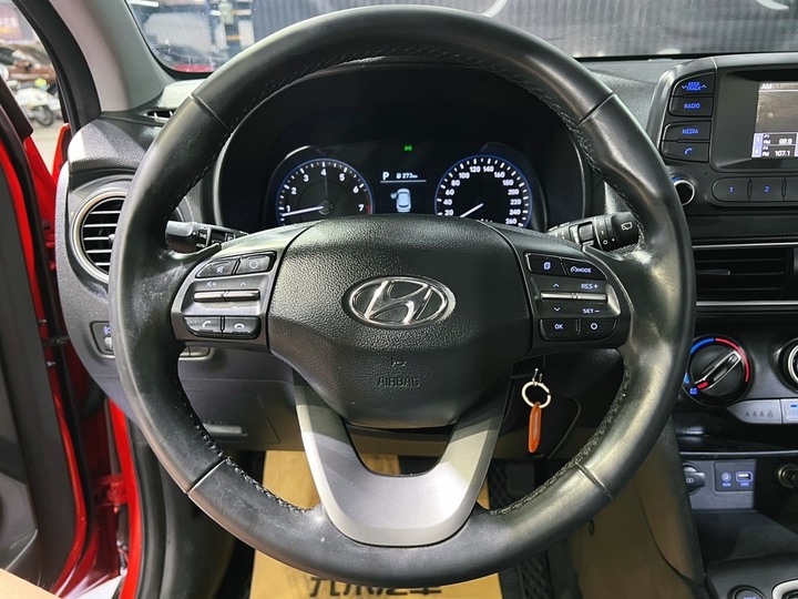 (41)正2019年出廠Hyundai Kona 1.6t 2WD勁動型 汽油 橙黃雙色