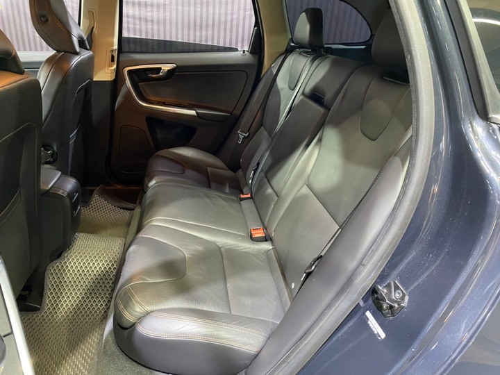 (217)正2013年出廠 Volvo XC60 T5 豪華版 2.0 汽油