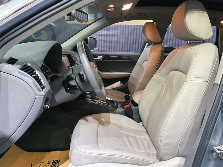 (170)正2011年出廠 Audi Q5 2.0 TFSI quattro 汽油 極淨灰