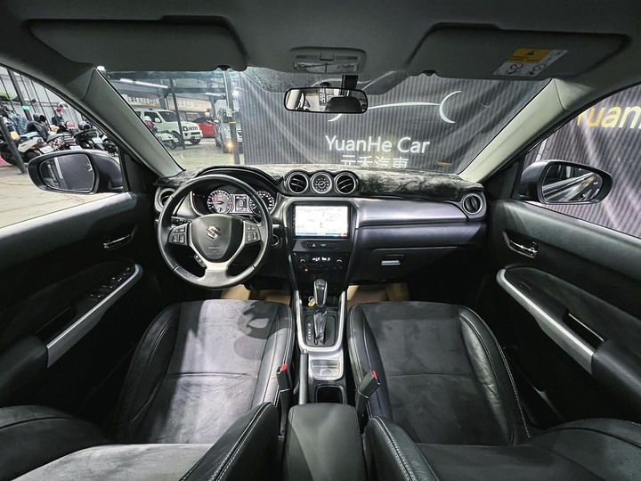 (220)2017年式 Suzuki Vitara GLX 1.6 汽油 金屬黑