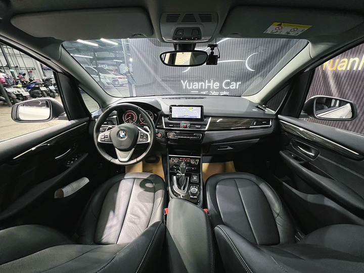 (227)2016年式 F46型 BMW 2-Series Gran Tourer 218d 2.0 柴油 皓月白