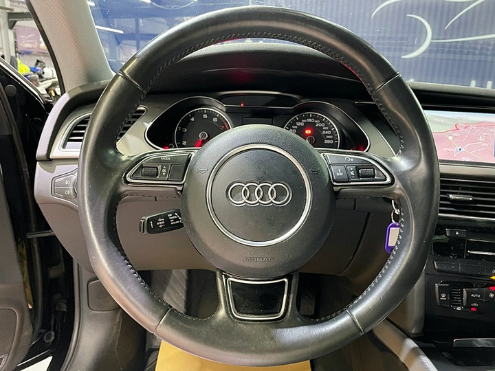 (84)2013年式 Audi A4 Avant 1.8 TFSI 汽油 究極黑