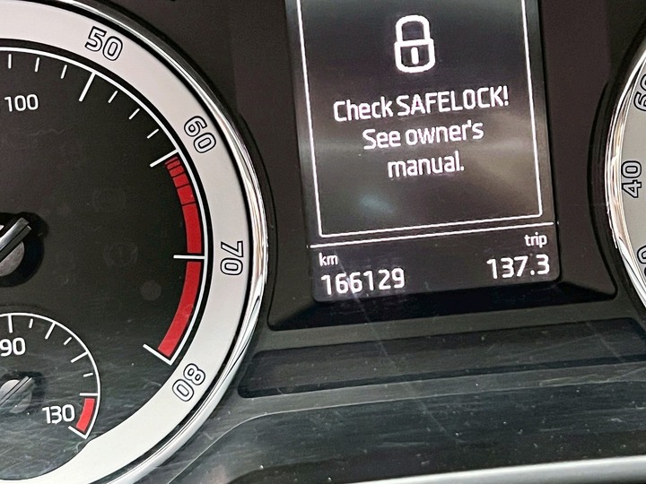 2020年式 Skoda Octavia Combi 1.4 TSI 汽油 金屬灰