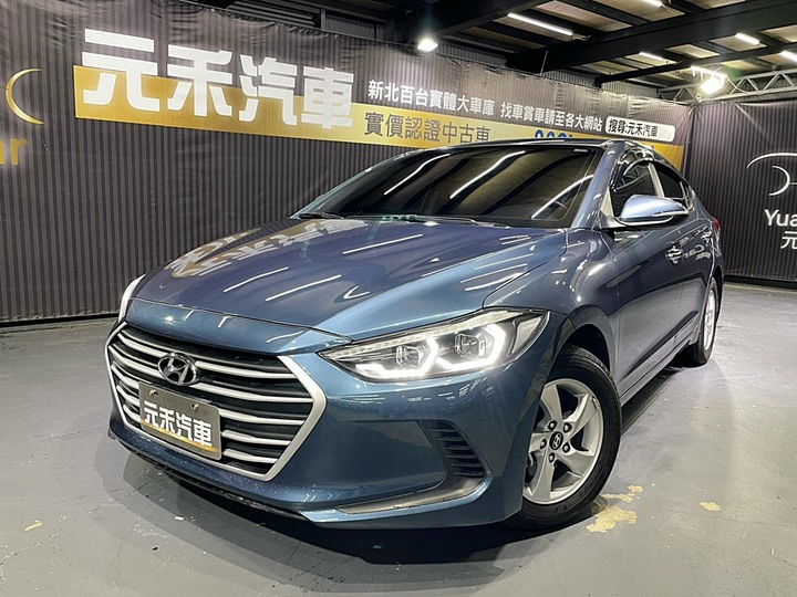 (200)正2019年出廠 Hyundai Elantra 豪華型 1.6 汽油 晶艷藍