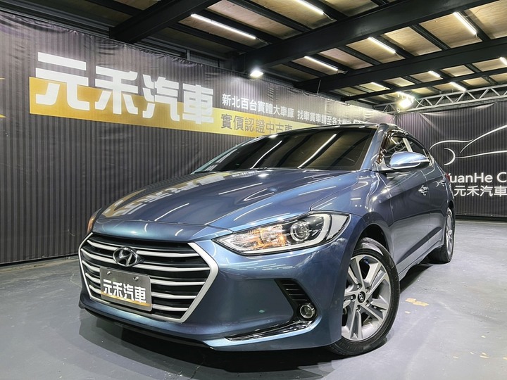 (62)2020年式 Hyundai Elantra 柴油尊貴型 1.6 柴油 晶艷藍
