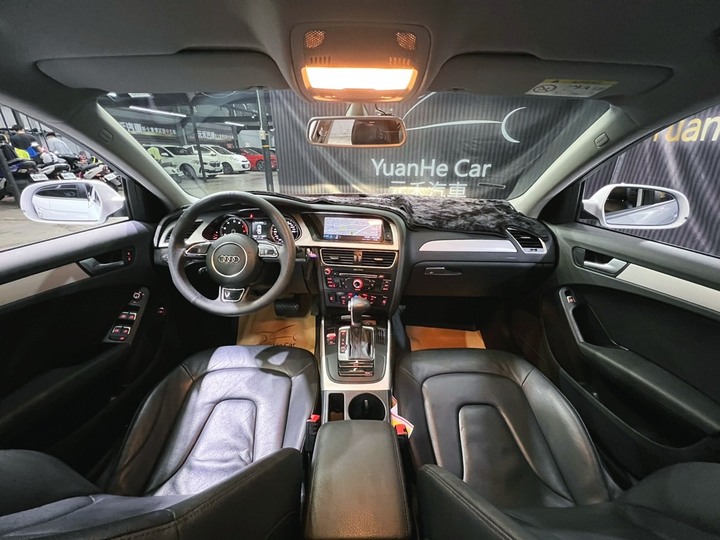 (173)正2015年出廠 Audi A4 Sedan 25 TFSI Urban 1.8 汽油 金屬白