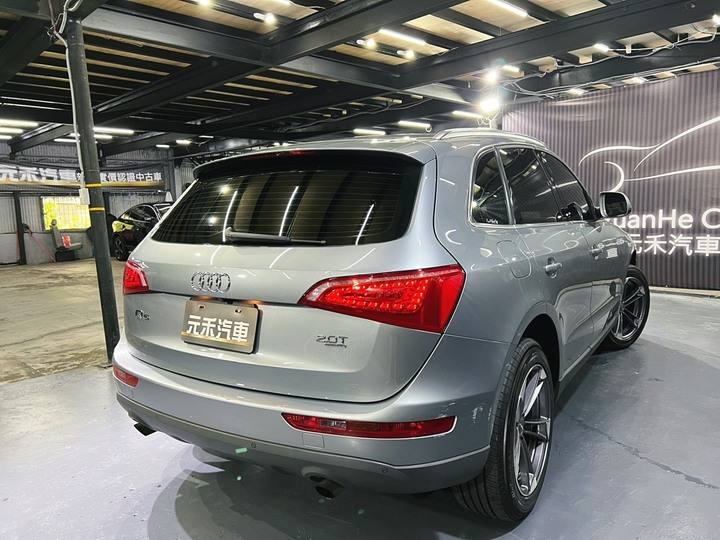 (170)正2011年出廠 Audi Q5 2.0 TFSI quattro 汽油 極淨灰