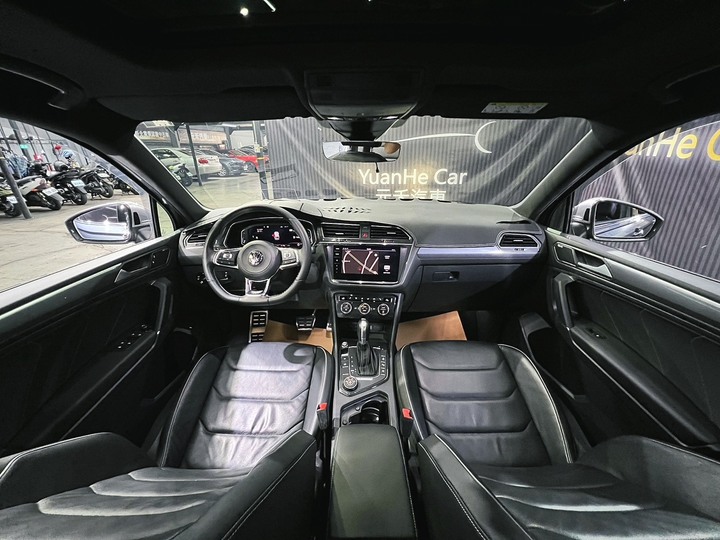 (08)正2019年出廠 Volkswagen Tiguan Allspace 380 TSI R-Line Performance 2.0 汽油 極境灰