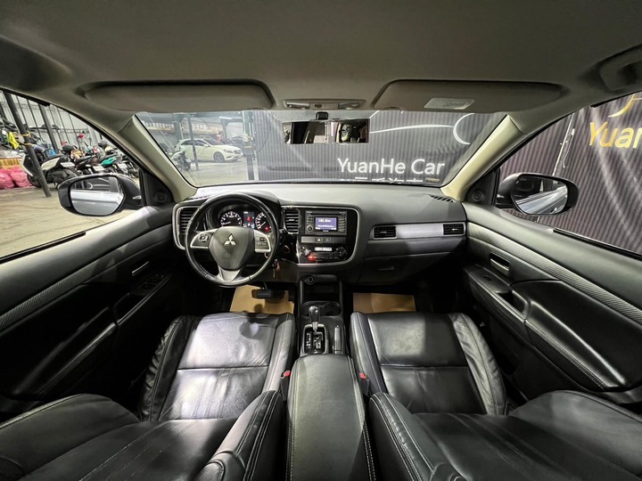 (175)正2015年出廠 Mitsubishi Outlander 2.4 經典型 汽油 星耀灰