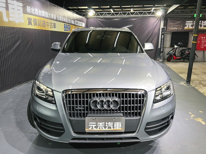 (170)正2011年出廠 Audi Q5 2.0 TFSI quattro 汽油 極淨灰