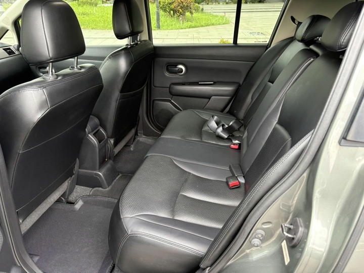 售2011 Nissan Tiida 1.8 高規版本 里程僅跑15萬 全車原鈑件 電瓶剛換 輪胎胎紋深