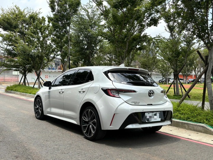 售2020/12 Toyota Corolla Sport 旗艦 里程僅跑5萬