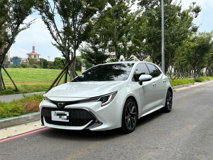 售2020/12 Toyota Corolla Sport 旗艦 里程僅跑5萬