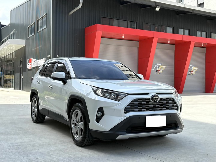 售2020 Toyota RAV4 2.0汽油旗艦 里程僅跑3萬
